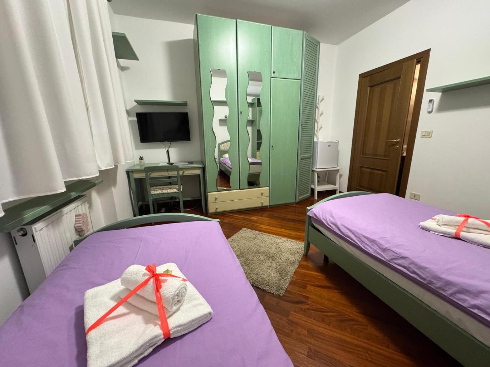 Chiarelli House Hotel Udine Bagian luar foto